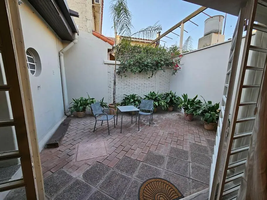 Warm House Close To Aristides Street And The Park メンドーサ 0*,  アルゼンチン